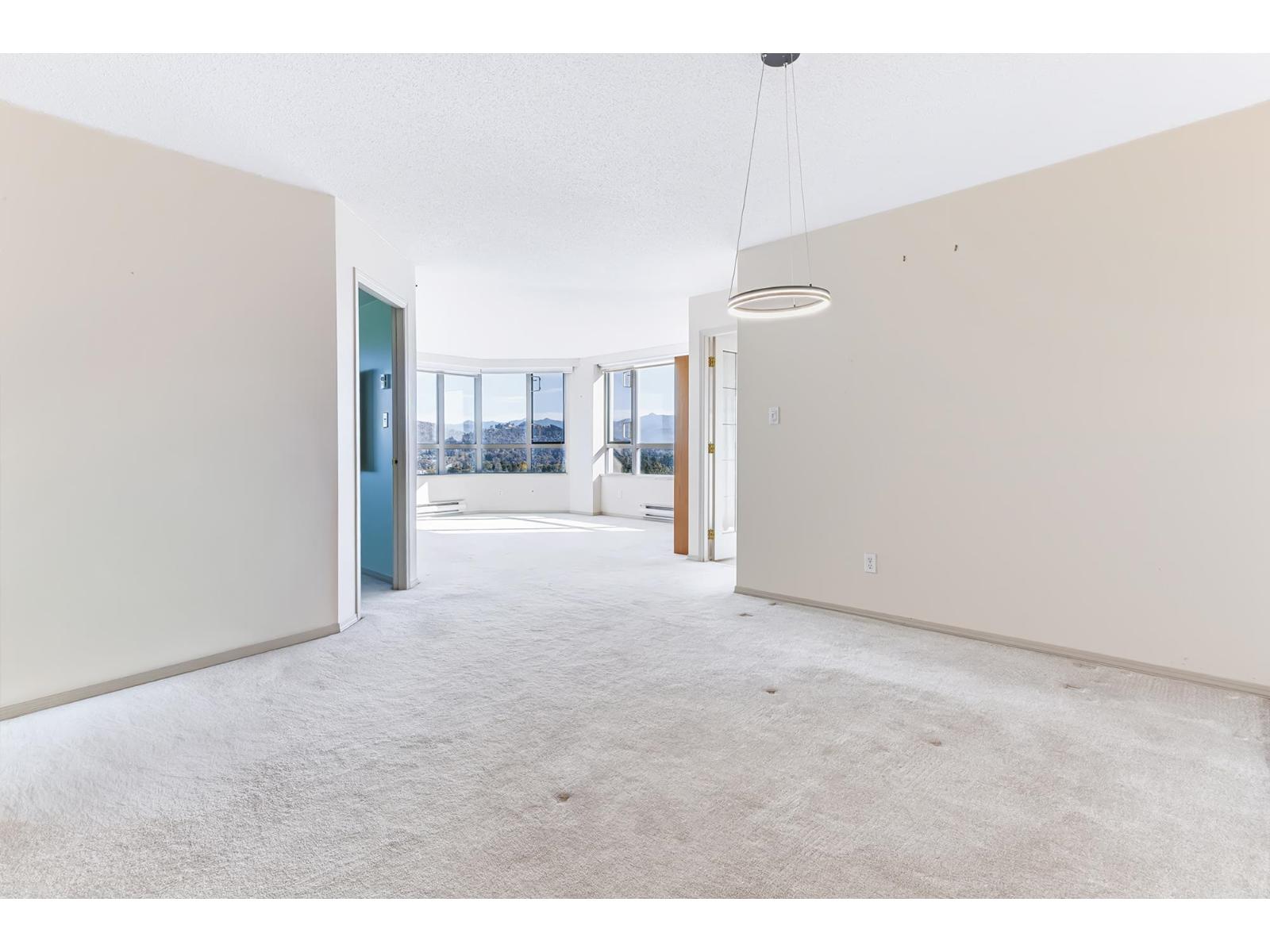 1201 3190 GLADWIN ROAD