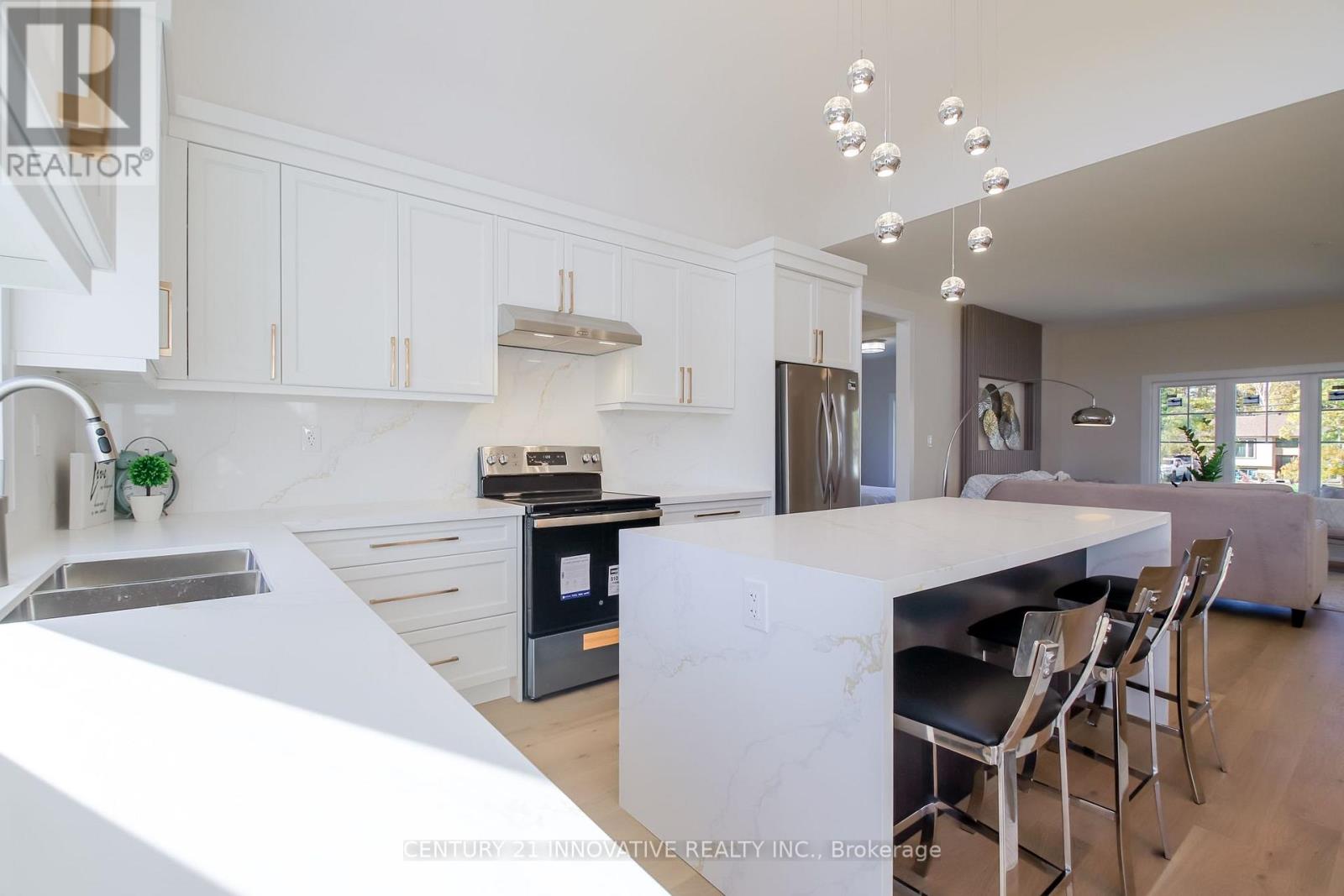 9545 Morning Glory Road, Georgina, Ontario  L0E 1N0 - Photo 5 - N14088292