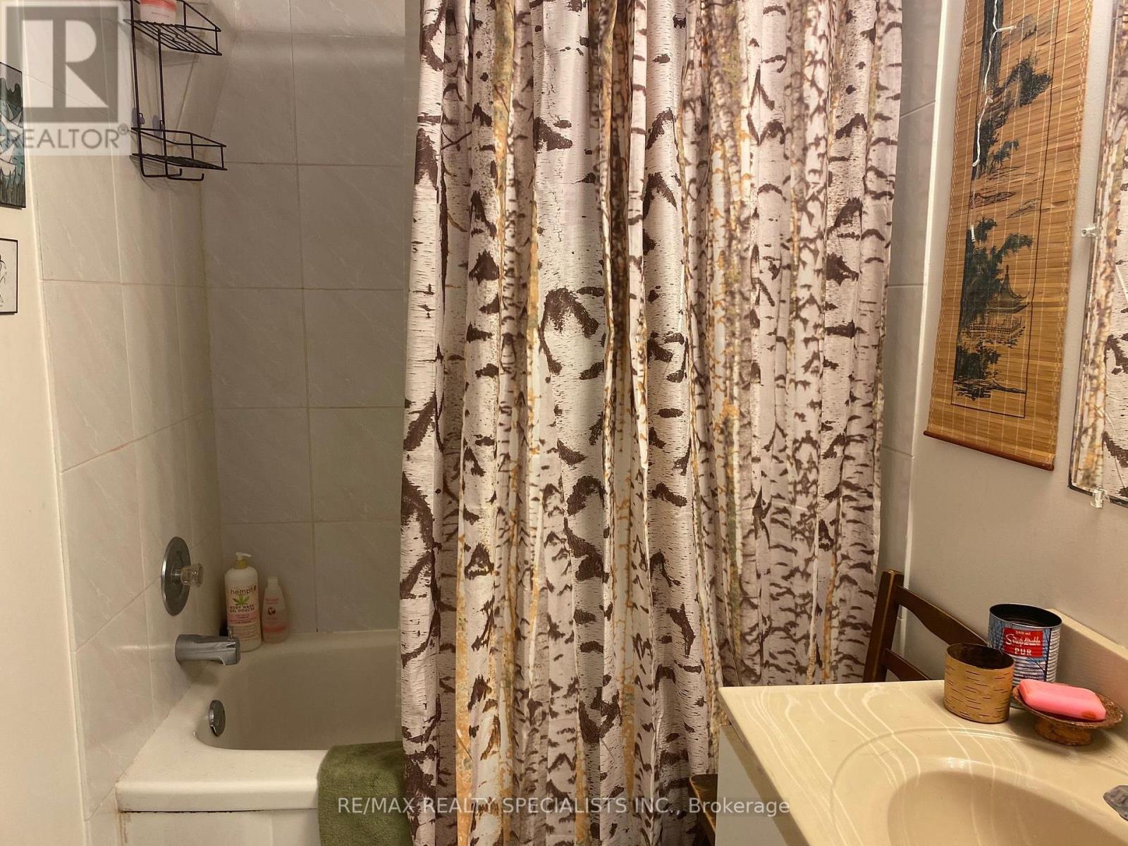 52a Rockcliffe Boulevard, Toronto, Ontario  M6N 4R5 - Photo 15 - W14088482
