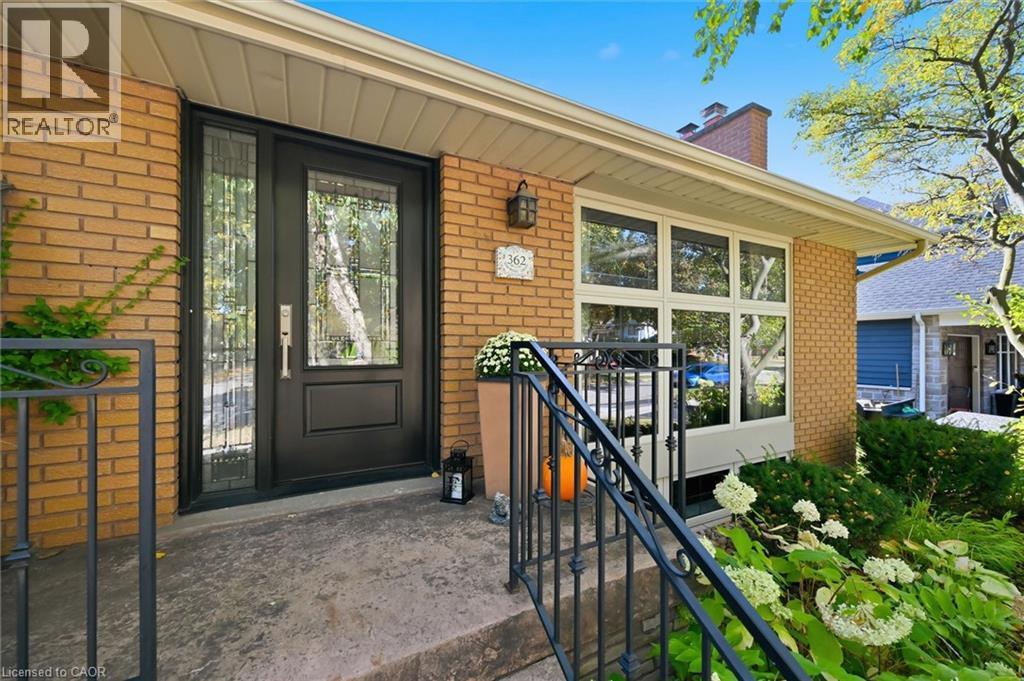 362 Oakwood Drive, Burlington, Ontario  L7N 1X2 - Photo 4 - 40870065