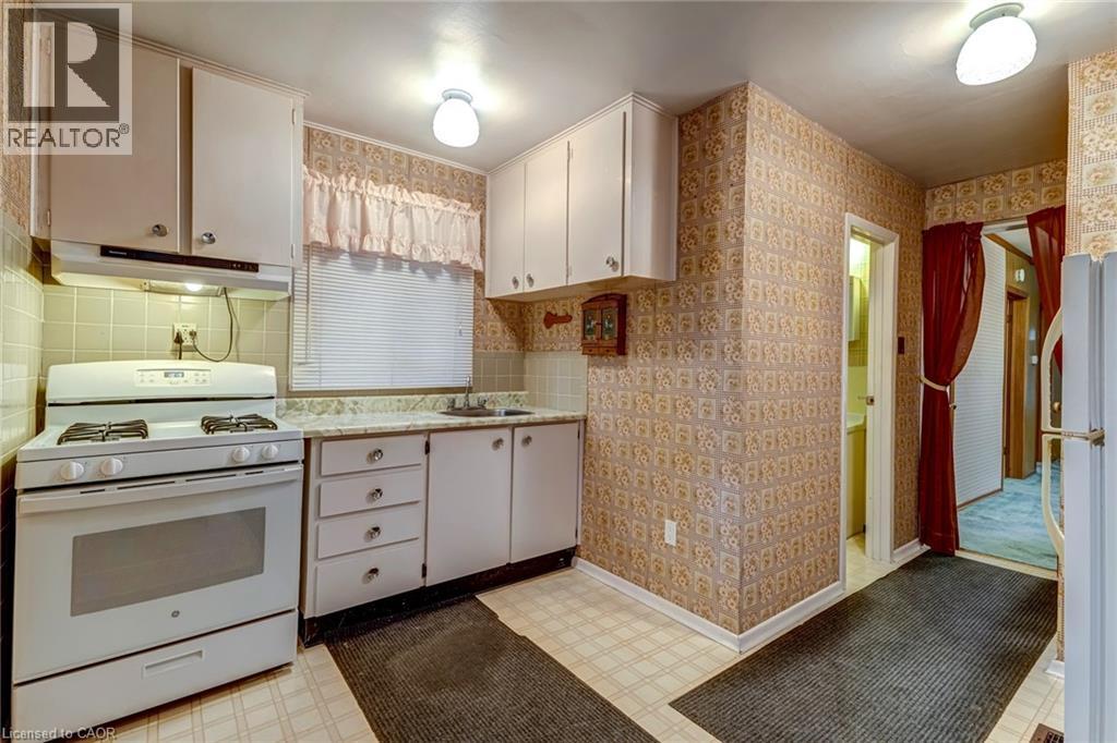 140 Barker Avenue, Toronto, Ontario  M4C 2P1 - Photo 9 - 40871039