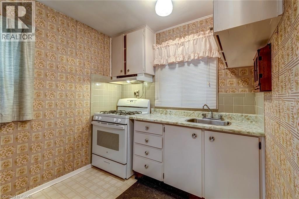 140 Barker Avenue, Toronto, Ontario  M4C 2P1 - Photo 11 - 40871039