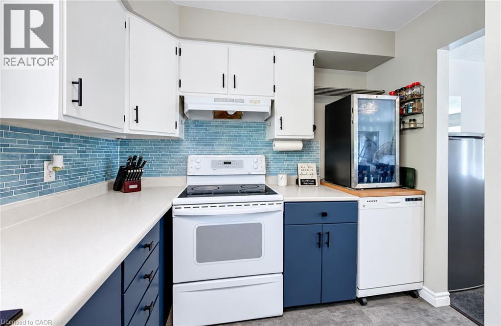 415 Bairstow Crescent Unit# 4, Waterloo, Ontario  N2K 2H7 - Photo 9 - 40871425
