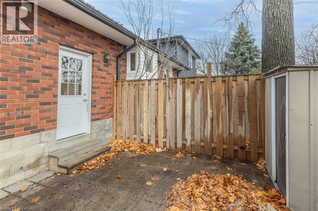 2142 Parkway Drive Unit# Lower, Burlington, Ontario  L7P 1S6 - Photo 3 - 40871723