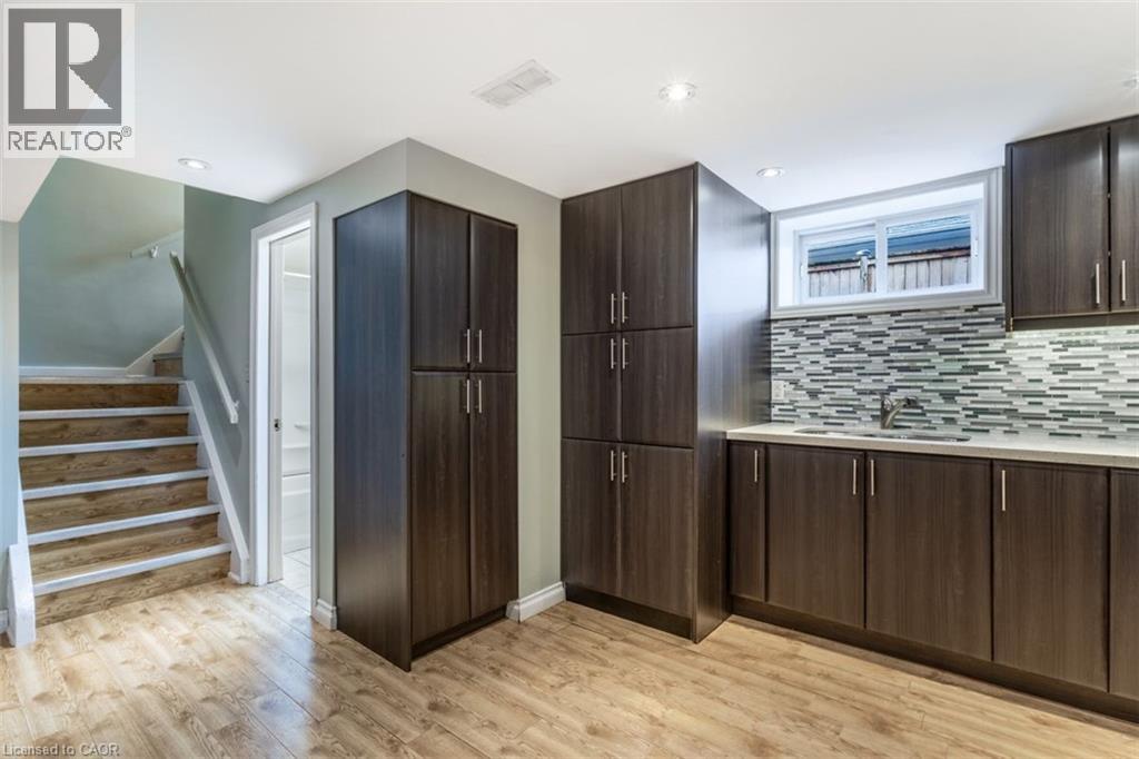 2142 Parkway Drive Unit# Lower, Burlington, Ontario  L7P 1S6 - Photo 9 - 40871723