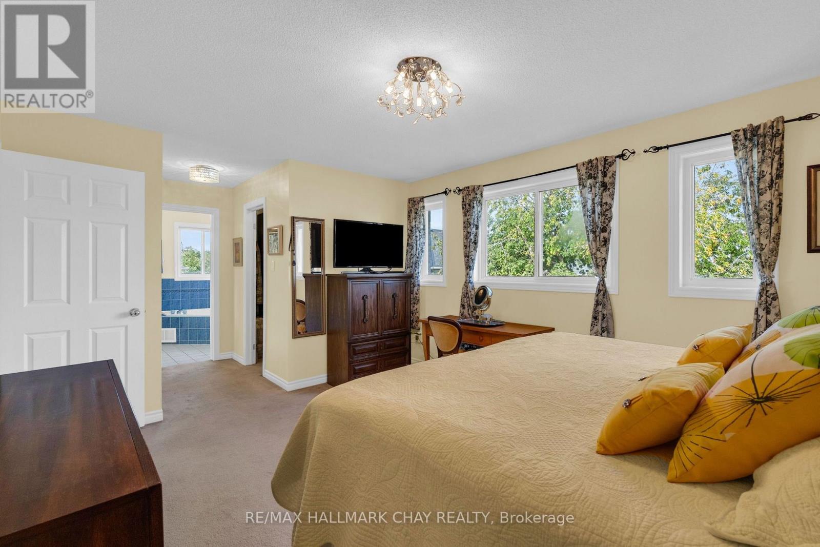 6 Whispering Pine Place, Barrie, Ontario  L4N 9R9 - Photo 22 - S14031892