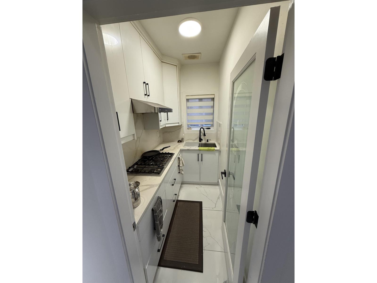 5949 125 Street, Surrey, British Columbia  V3X 1X2 - Photo 5 - R3174005
