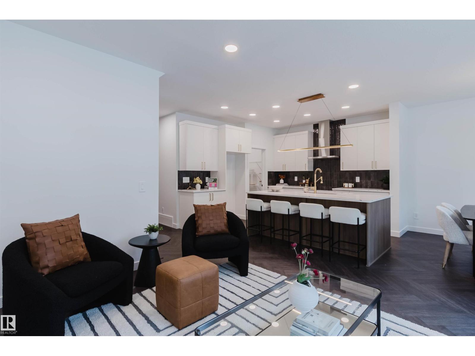 20723 40 AV NW
