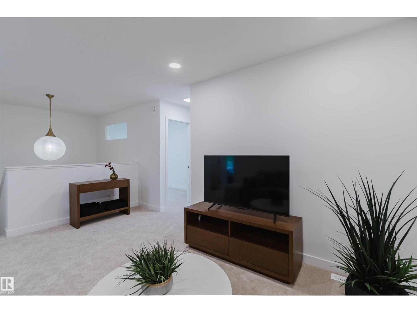 20723 40 AV NW