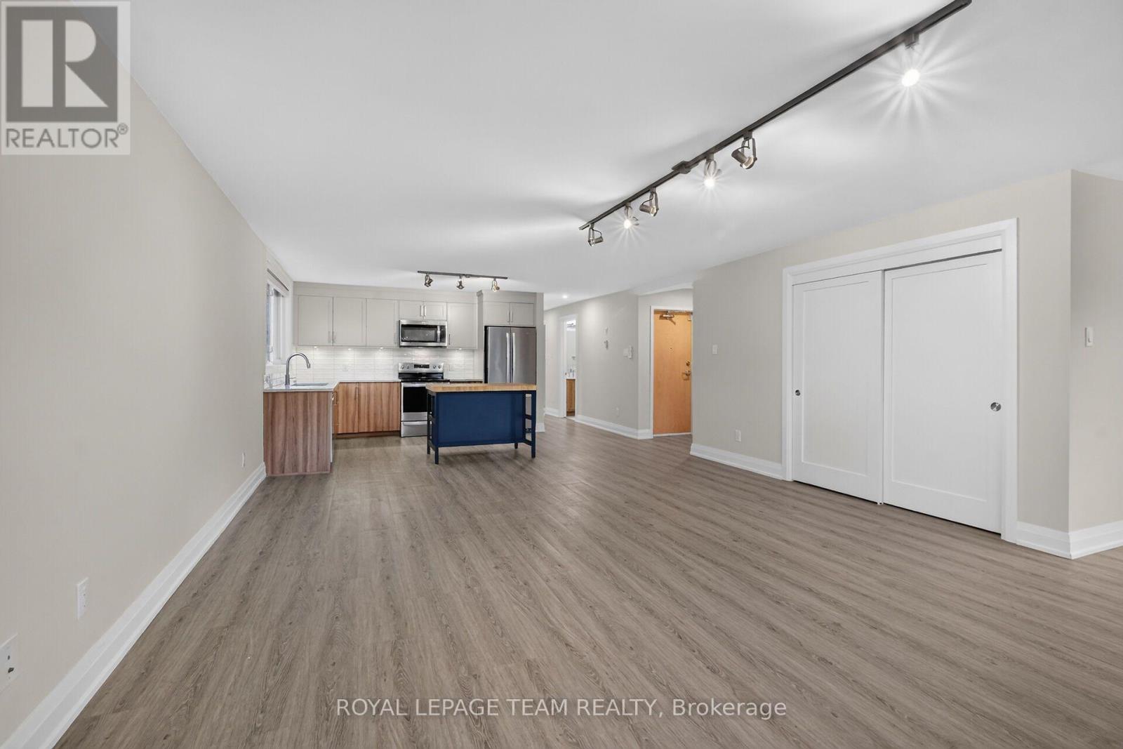 3 - 336 Tweedsmuir Avenue, Ottawa, Ontario  K1Z 5N4 - Photo 13 - X14095462