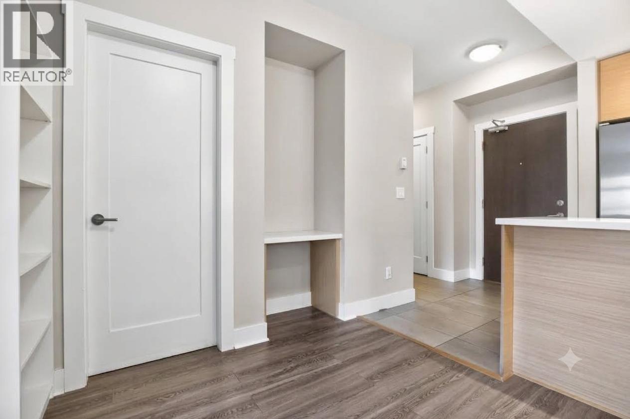 202 4710 Hastings Street, Burnaby, British Columbia  V5C 2K7 - Photo 4 - R3176629