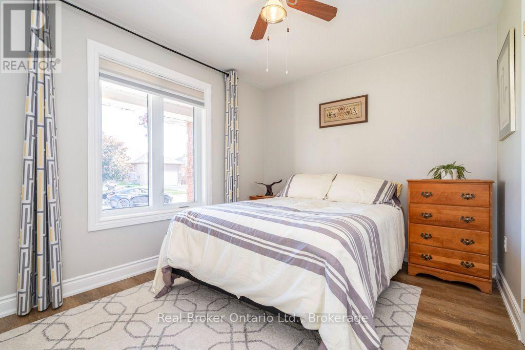 22 Burton Crescent, Springwater (Elmvale), Ontario  L0L 1P0 - Photo 10 - S14095414