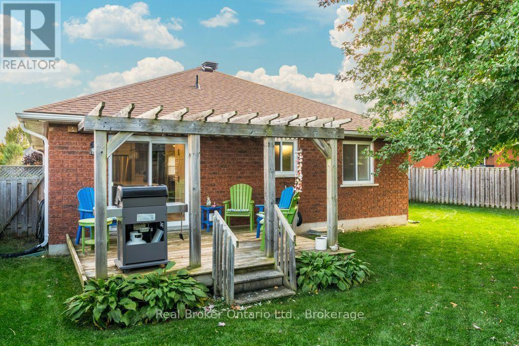 22 Burton Crescent, Springwater (Elmvale), Ontario  L0L 1P0 - Photo 22 - S14095414