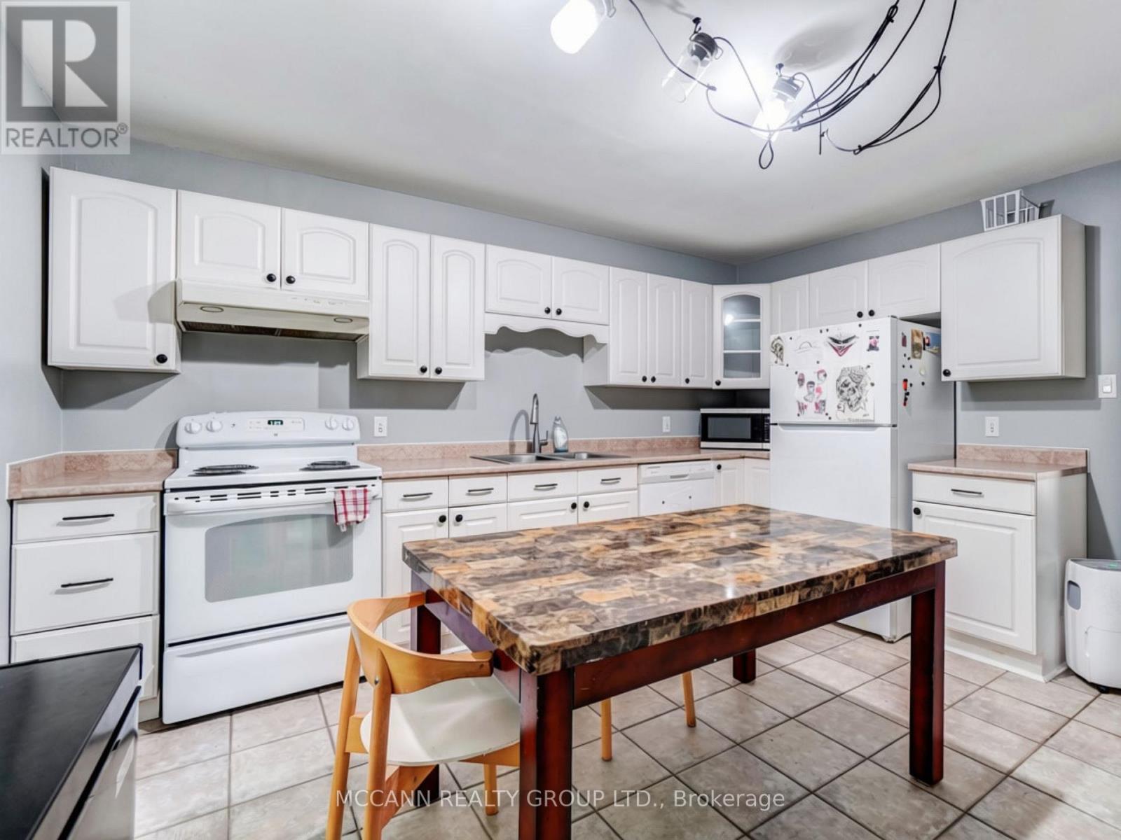 6358 Main Street, Whitchurch-Stouffville, Ontario  L4A 1G9 - Photo 27 - N14095478
