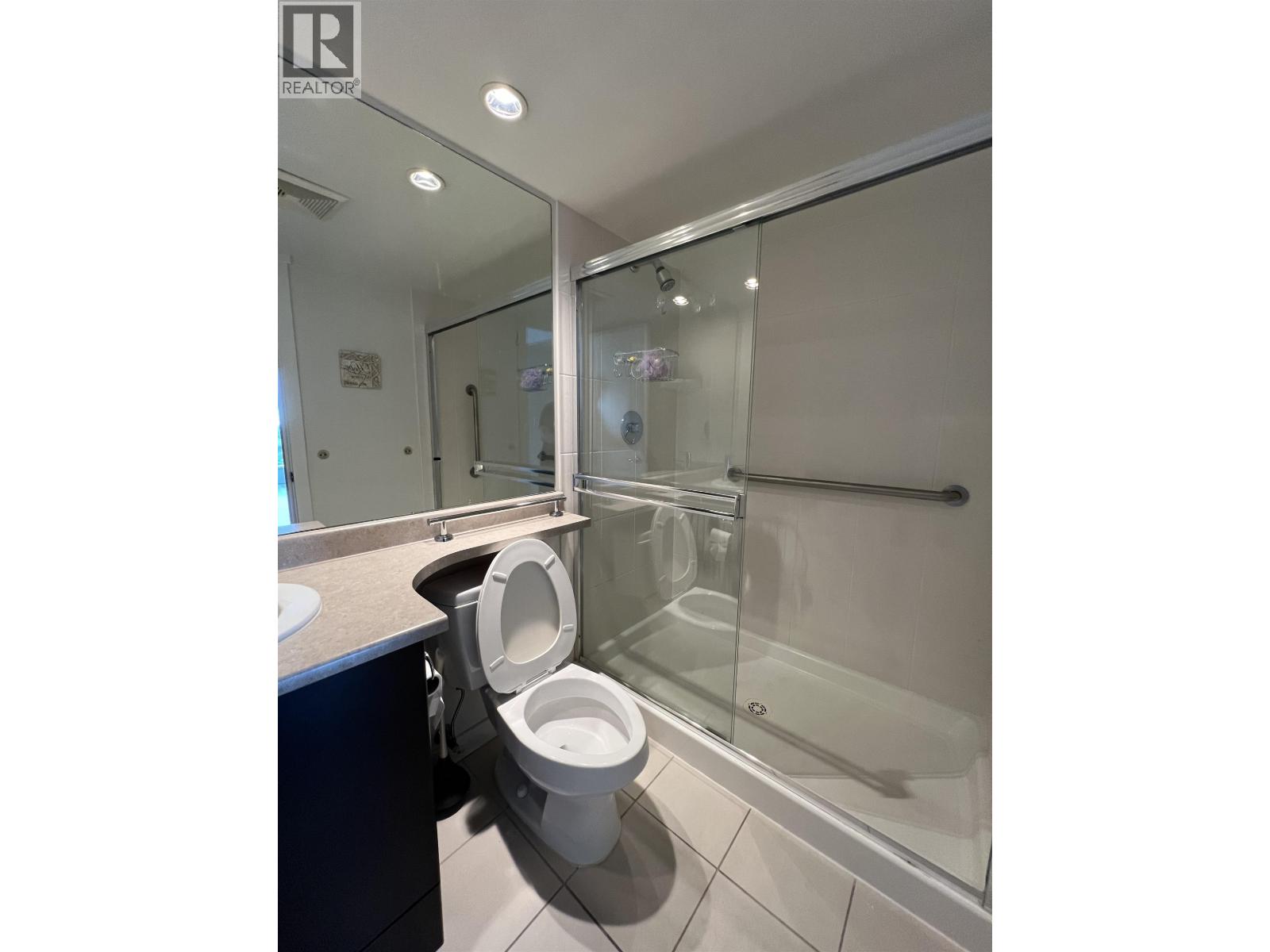 18xx 5068 KWANTLEN STREET
