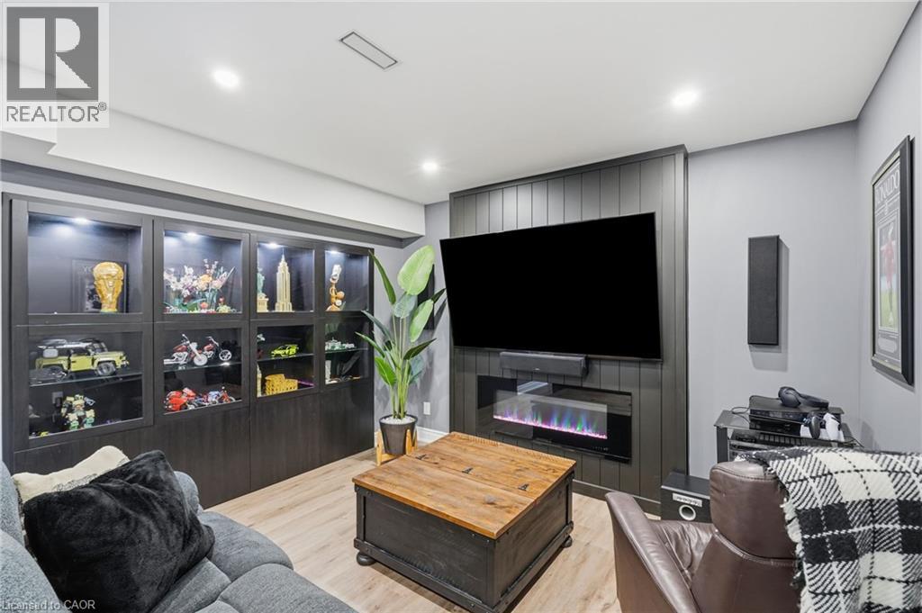 23 Forest Ridge Avenue, Waterdown, Ontario  L8B 1V5 - Photo 40 - 40872394