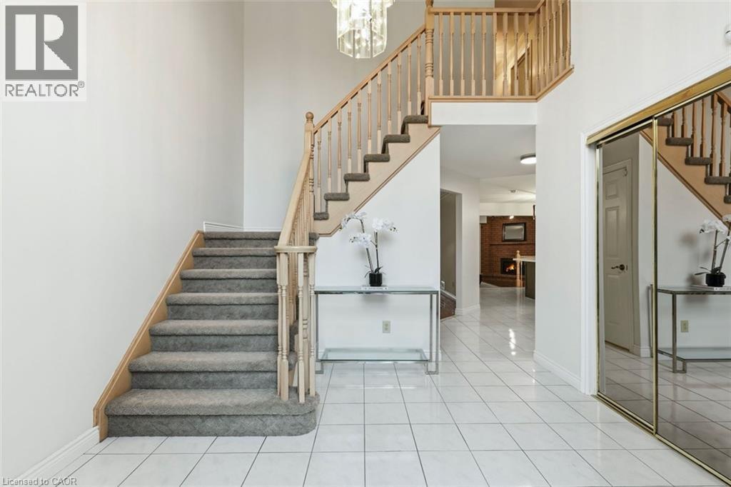 12 Sumner Crescent, Grimsby, Ontario  L3M 5E2 - Photo 14 - 40859349