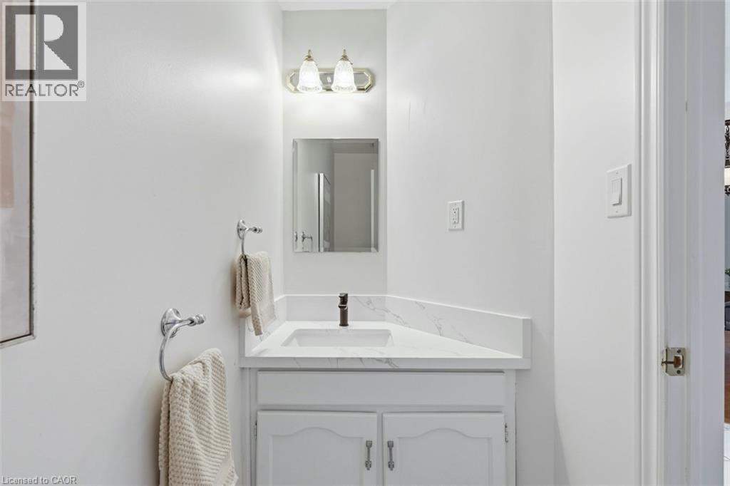 12 Sumner Crescent, Grimsby, Ontario  L3M 5E2 - Photo 18 - 40859349