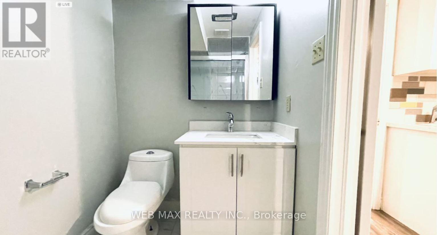 Bsmt - 92 Spencer Avenue, Toronto, Ontario  M6K 2J6 - Photo 15 - W14095396