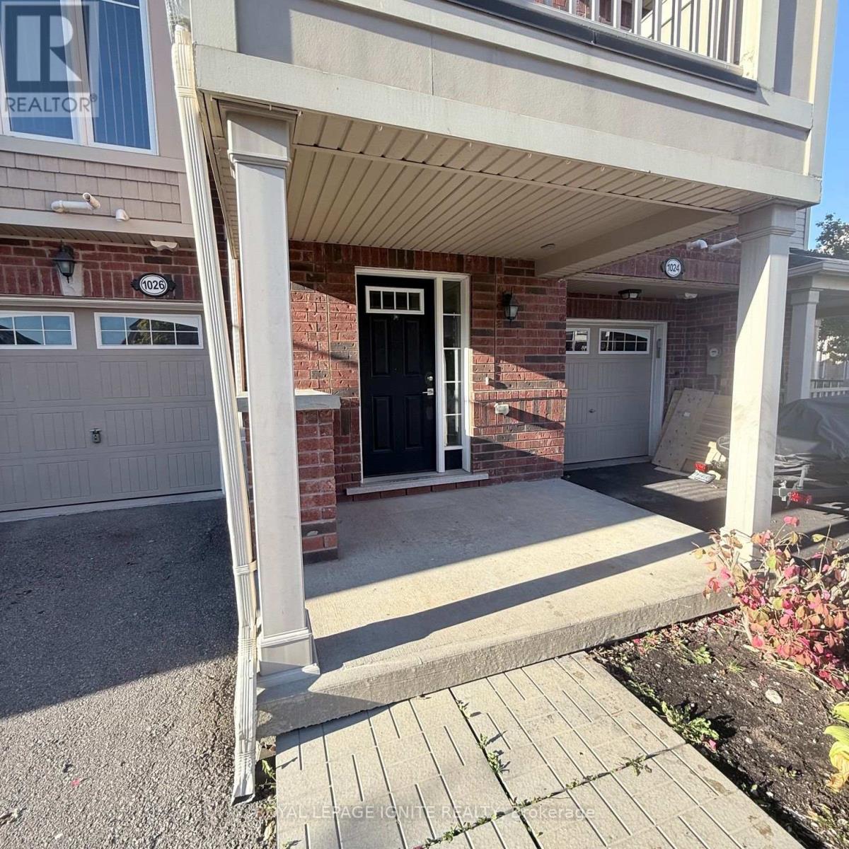 1026 Parmenter Point, Milton, Ontario  L9T 8R1 - Photo 2 - W14095400