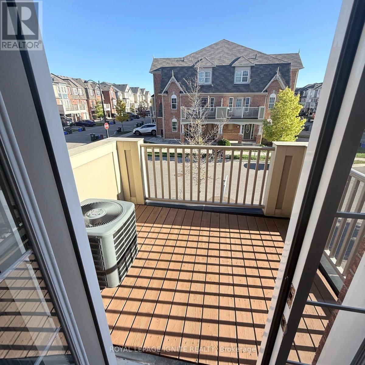 1026 Parmenter Point, Milton, Ontario  L9T 8R1 - Photo 7 - W14095400