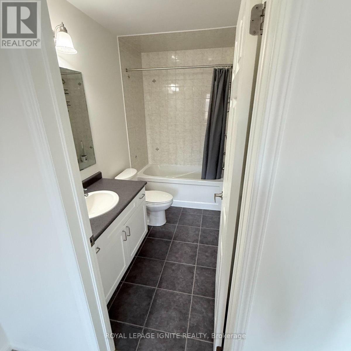 1026 Parmenter Point, Milton, Ontario  L9T 8R1 - Photo 8 - W14095400