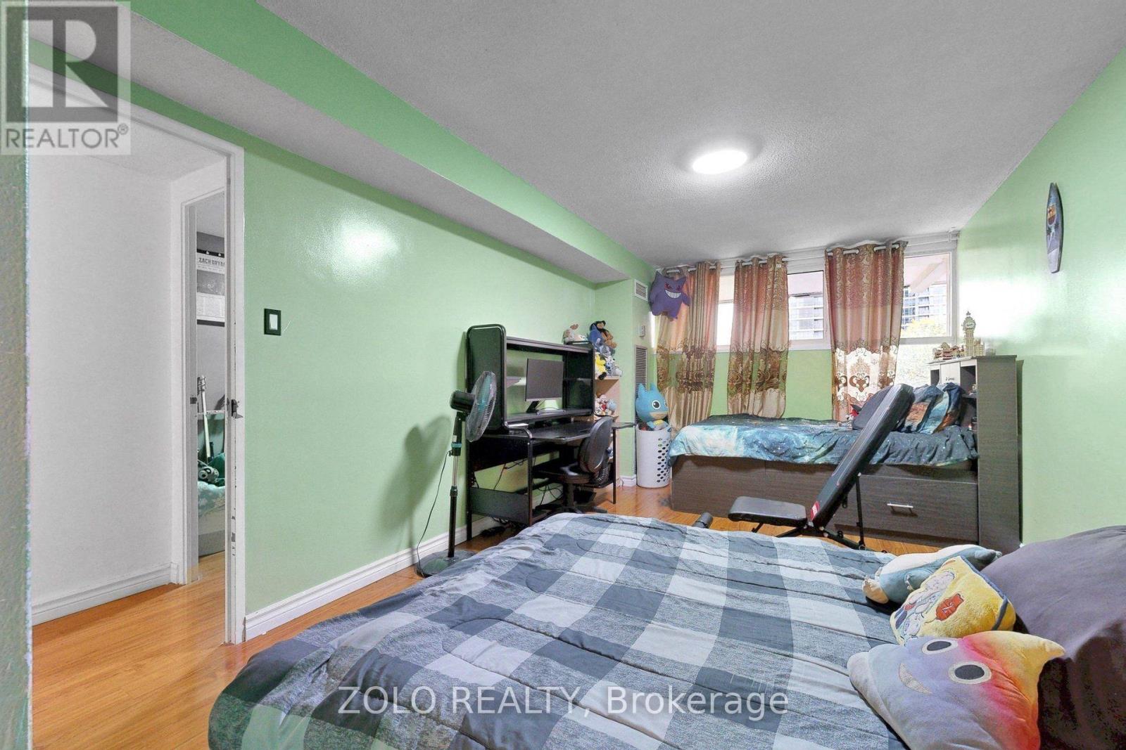 247c - 2 Valhalla Inn Road, Toronto (Islington-City Centre West), Ontario  M9B 6C3 - Photo 31 - W14095424
