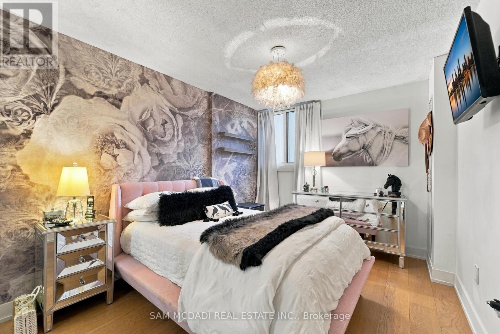 206 - 812 Burnhamthorpe Road, Toronto (Markland Wood), Ontario  M9C 4W1 - Photo 23 - W14095458