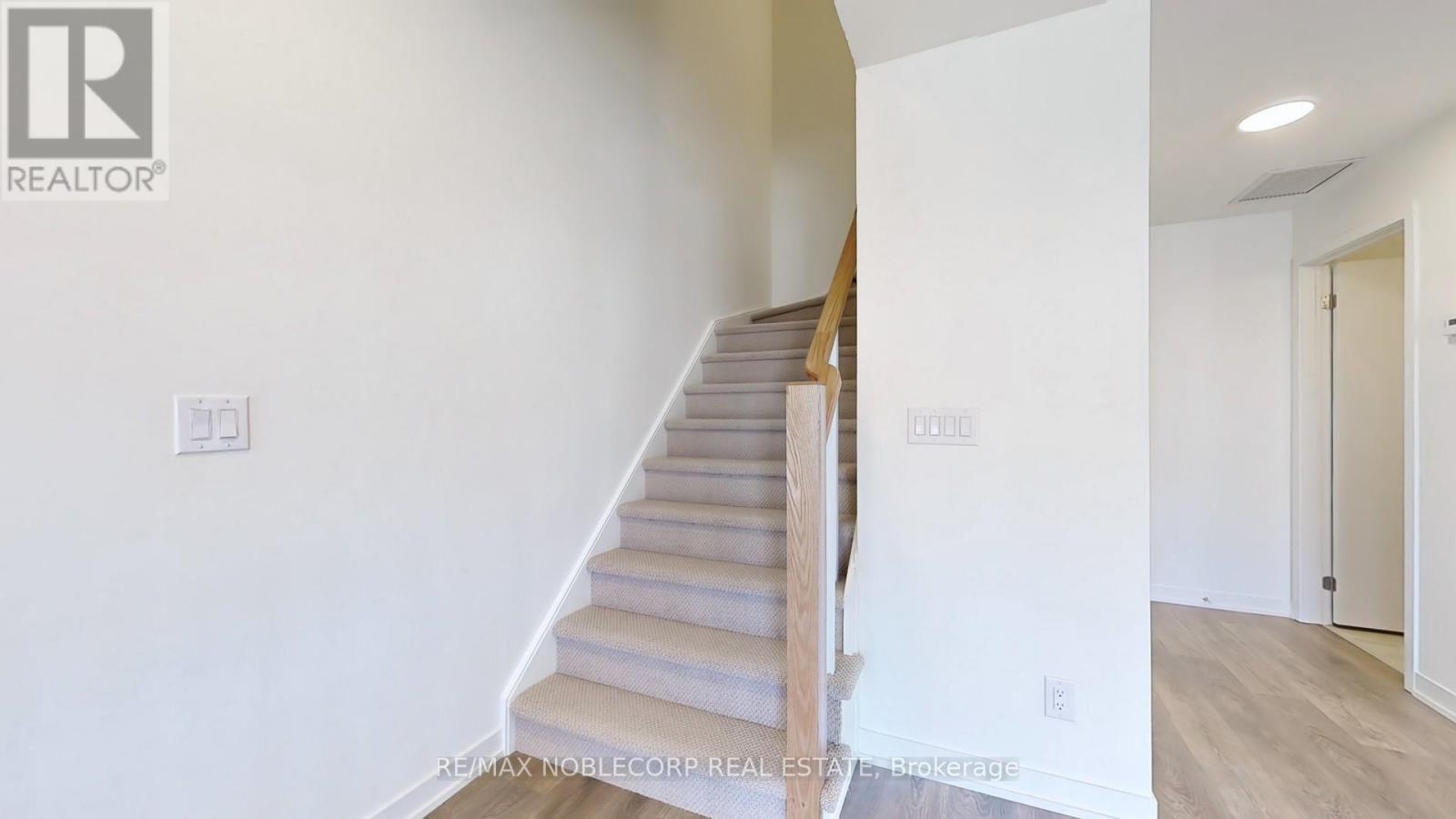 205 - 145 Canon Jackson Drive, Toronto, Ontario M6M 2G1 - Photo 16 - W14095470