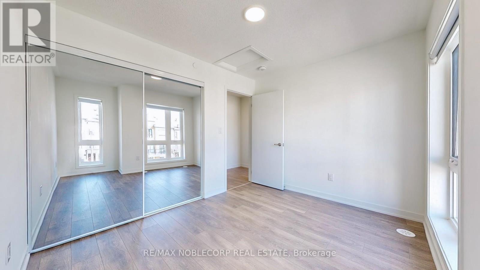 205 - 145 Canon Jackson Drive, Toronto, Ontario M6M 2G1 - Photo 26 - W14095470
