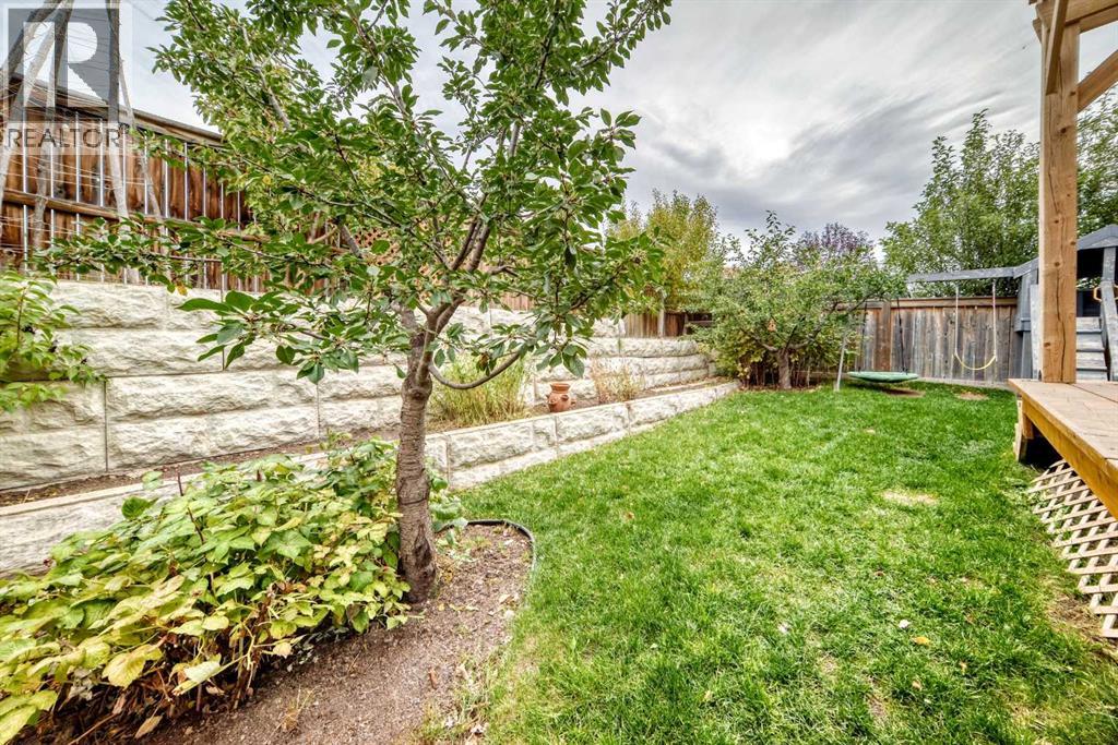 213 Heritage Boulevard, Cochrane, Alberta  T4C 0S6 - Photo 43 - A2345028