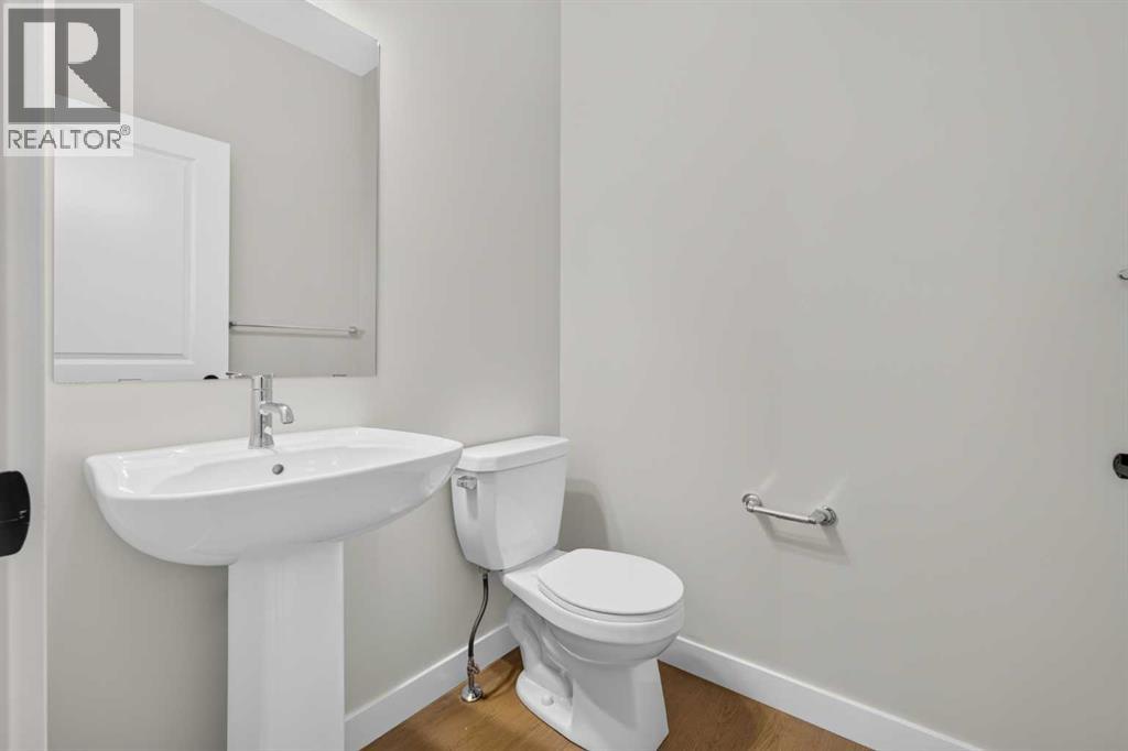 255 Lucas Gate NW, Calgary, Alberta T3P 2S5 - Photo 16 - A2345255