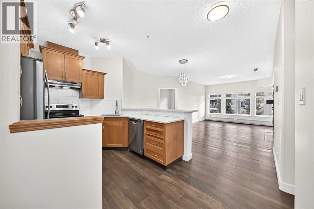 437, 10 Discovery Ridge Close SW