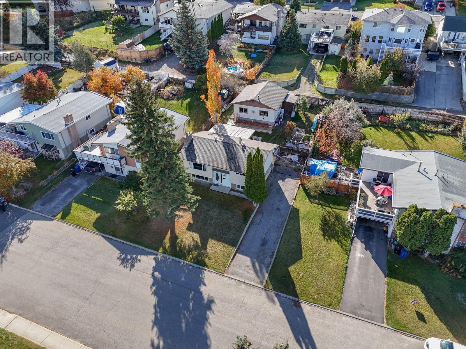 901 14th Street S, Cranbrook, British Columbia  V1C 1Y2 - Photo 37 - 10403729