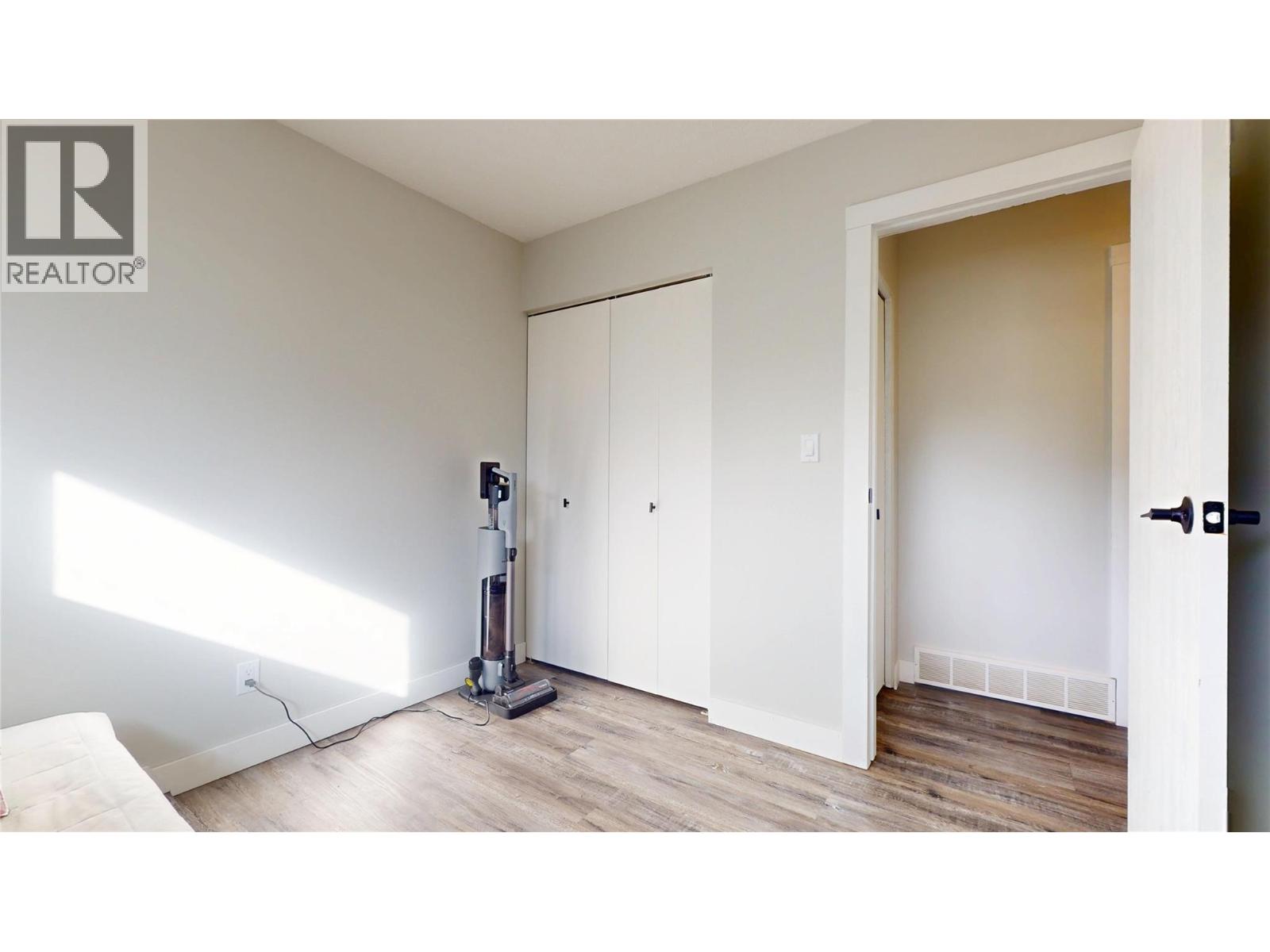 901 14th Street S, Cranbrook, British Columbia  V1C 1Y2 - Photo 17 - 10403729