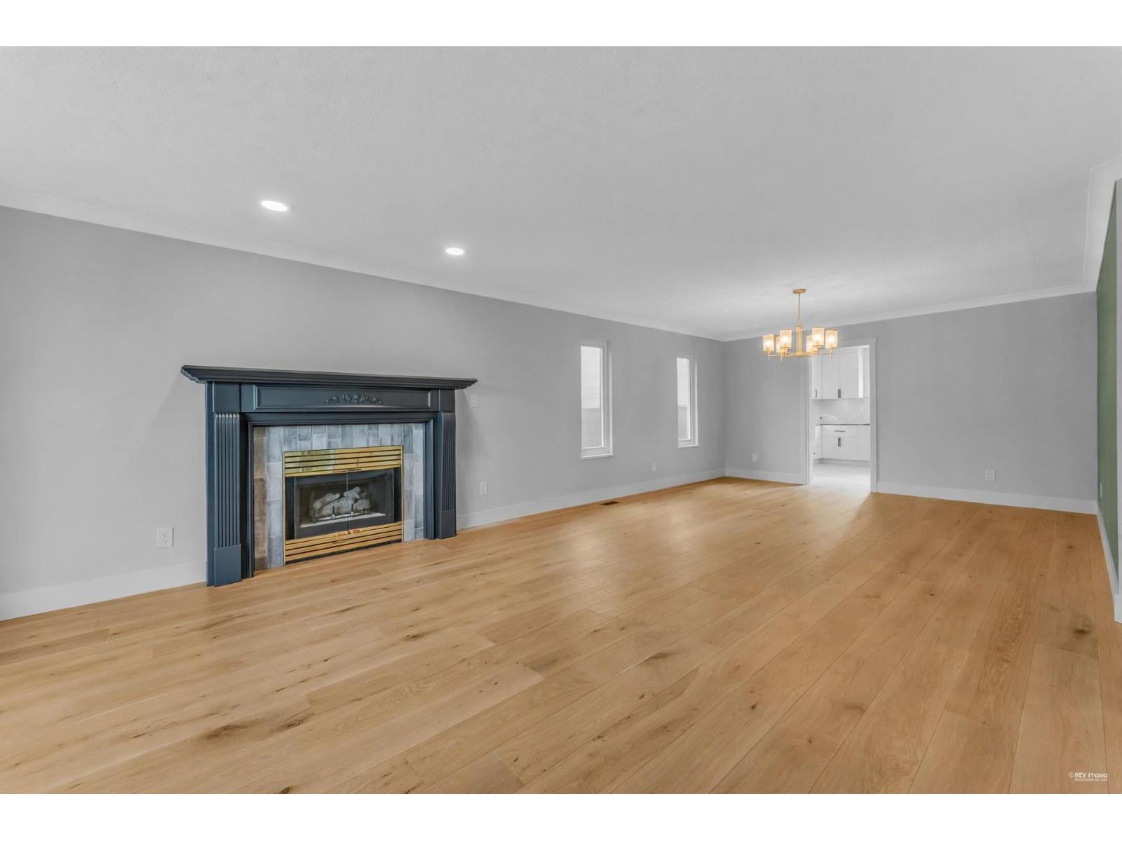 14** 134A STREET