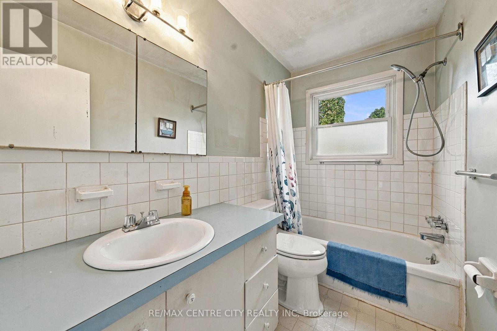 740 Dunboyne Crescent, London North, Ontario  N5X 1Y1 - Photo 31 - X14086966