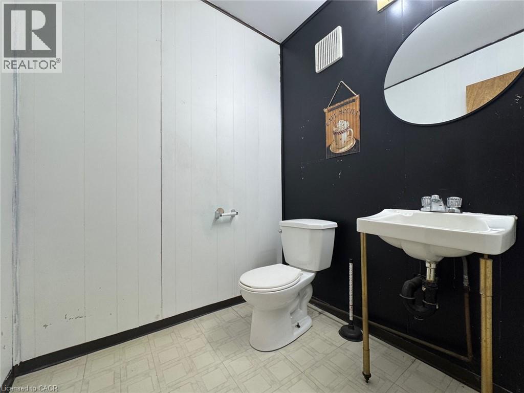 32 RALGREEN Crescent Unit# 4