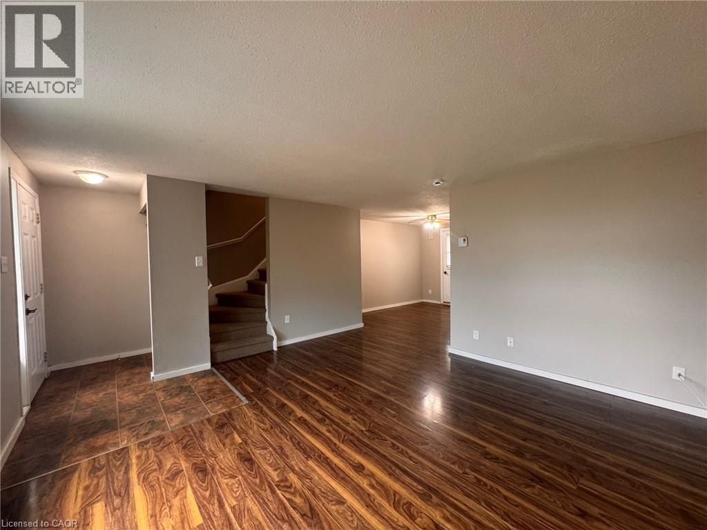 729 Parkview Crescent, Cambridge, Ontario  N3H 5H1 - Photo 9 - 40872036