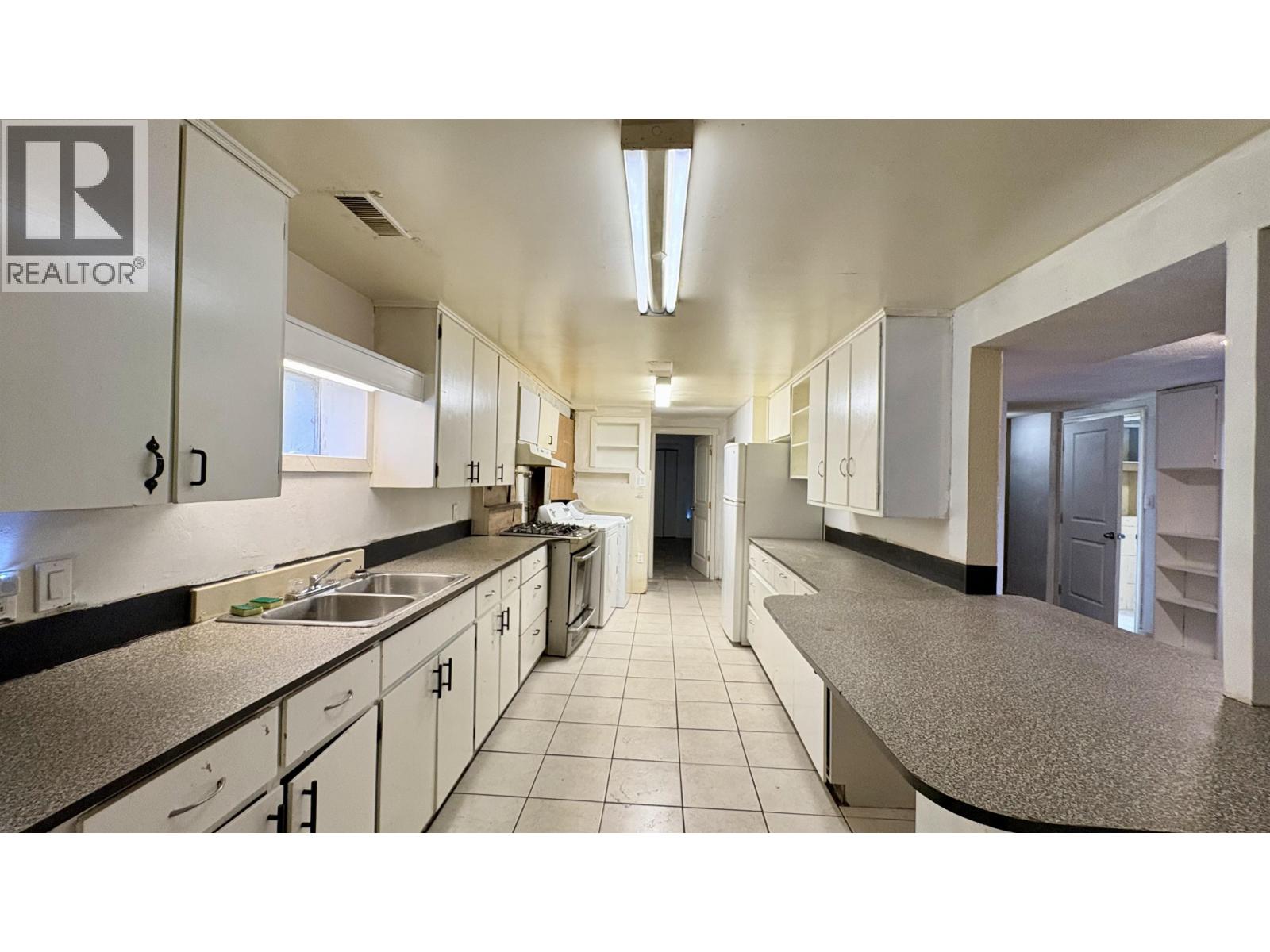 1301 20TH AVENUE