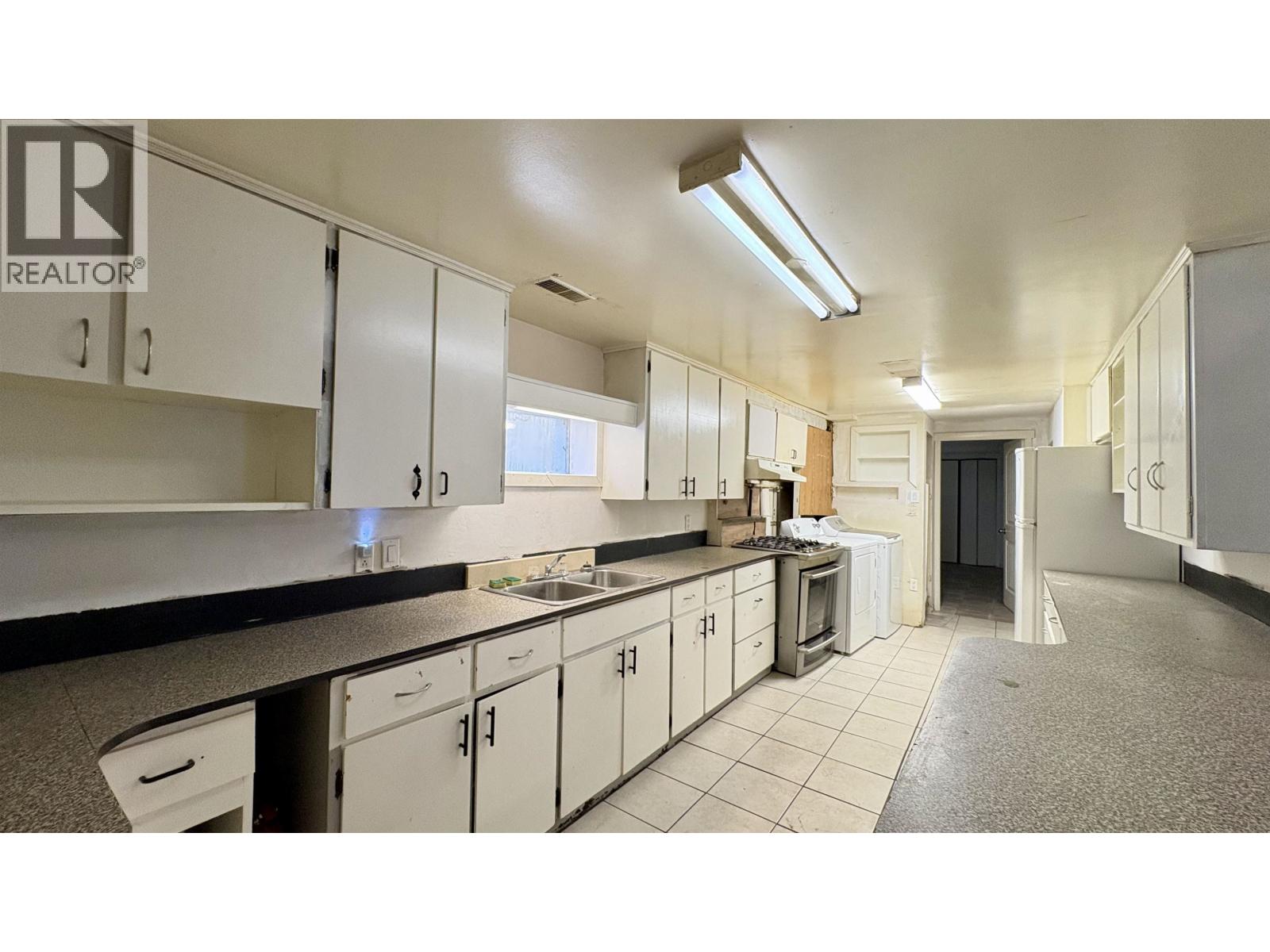 1301 20TH AVENUE
