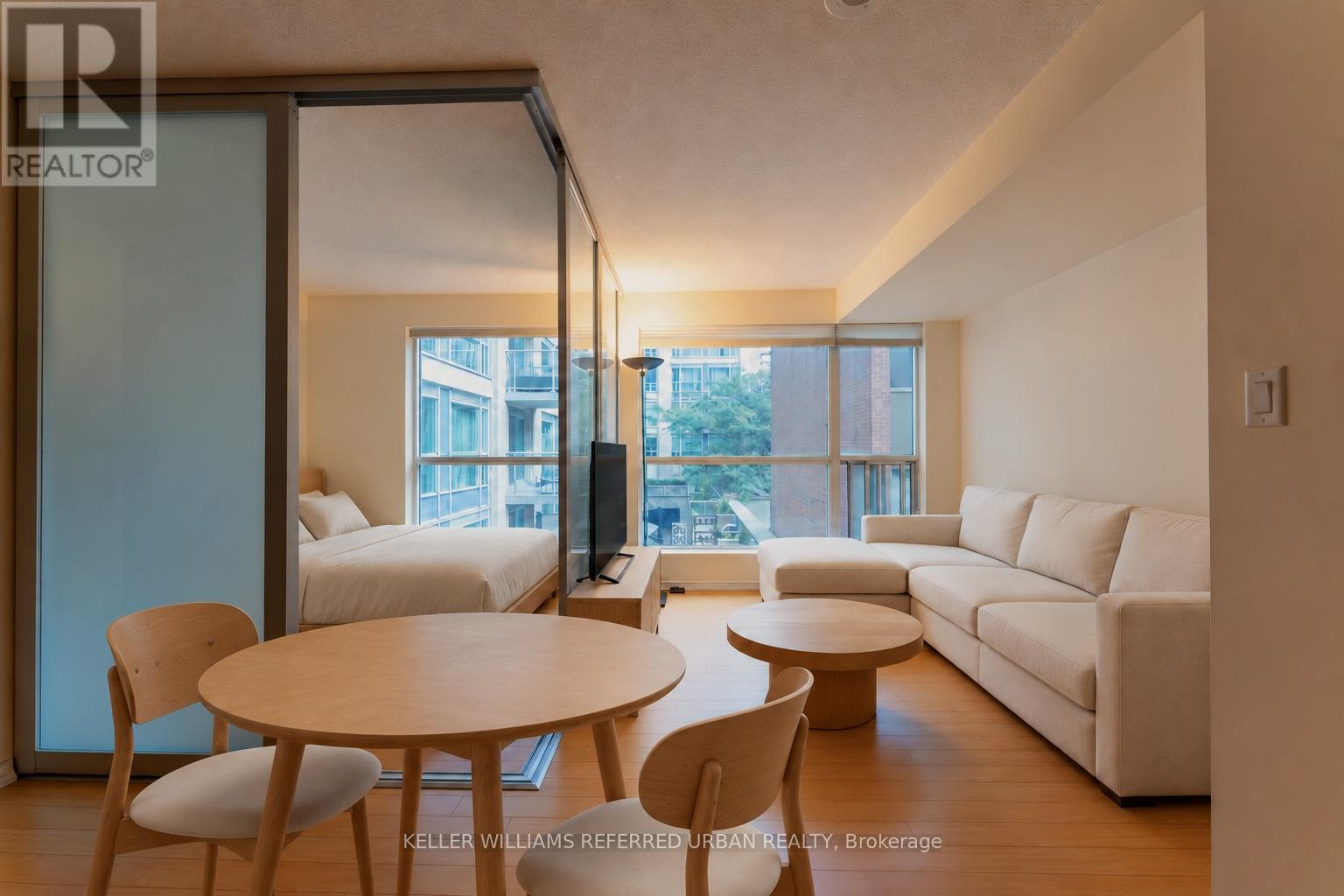 304 - 230 KING STREET E, Toronto, Ontario