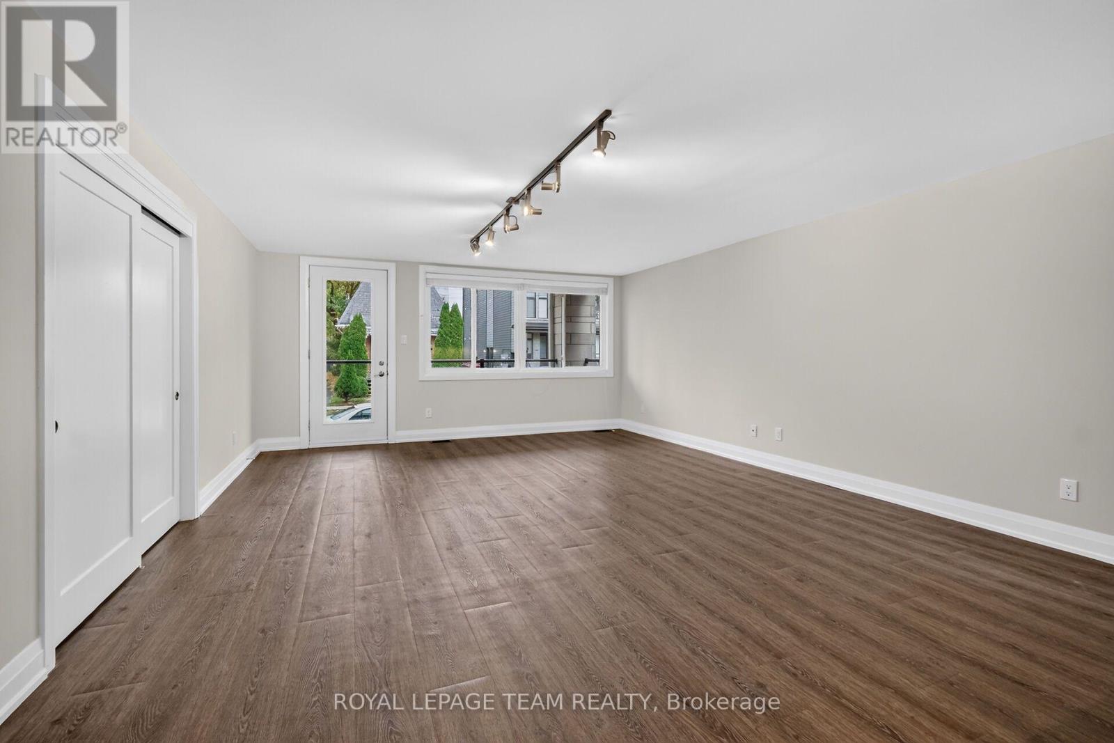 2 - 336 Tweedsmuir Avenue, Ottawa, Ontario  K1Z 5N4 - Photo 10 - X14095484