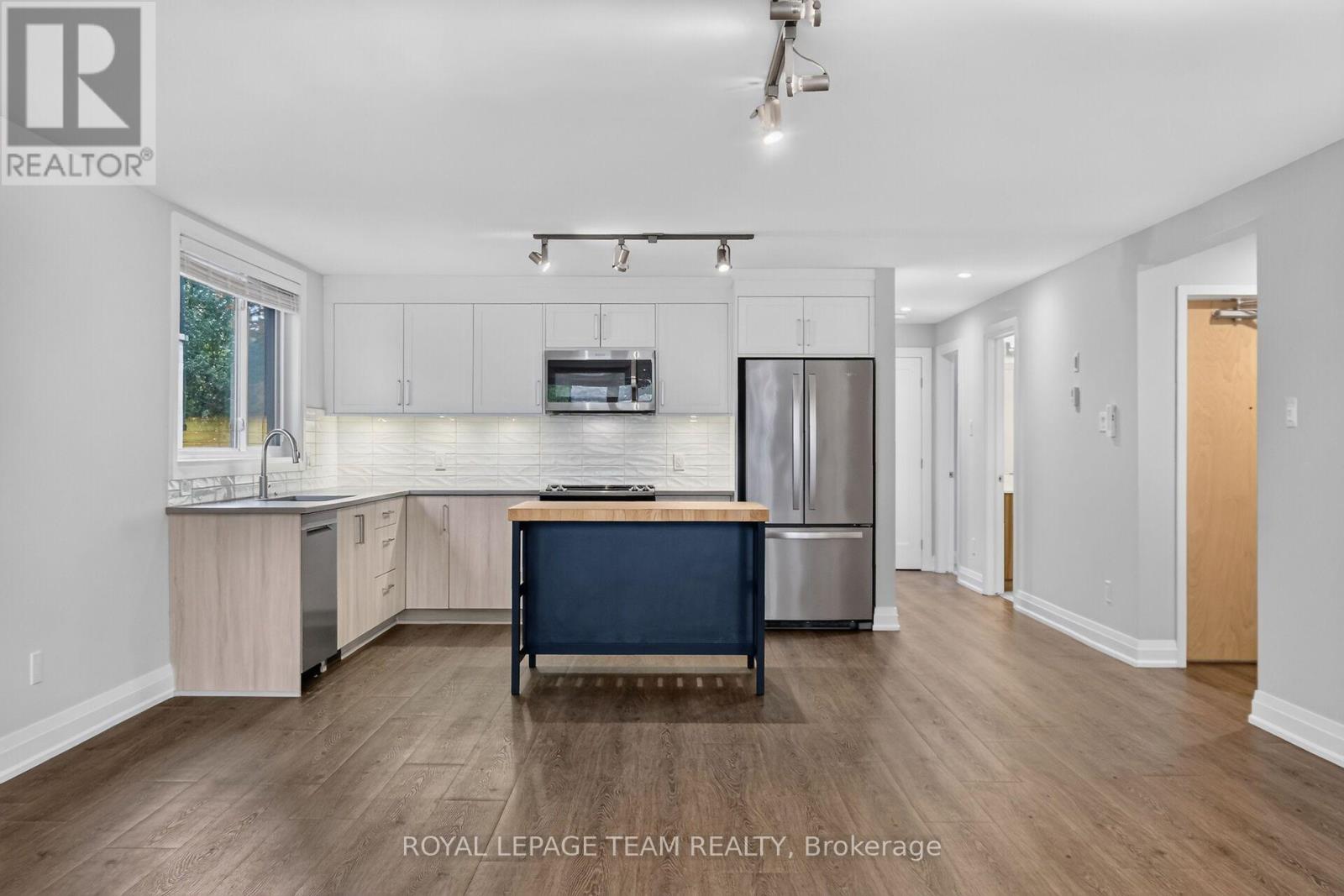 2 - 336 Tweedsmuir Avenue, Ottawa, Ontario  K1Z 5N4 - Photo 17 - X14095484
