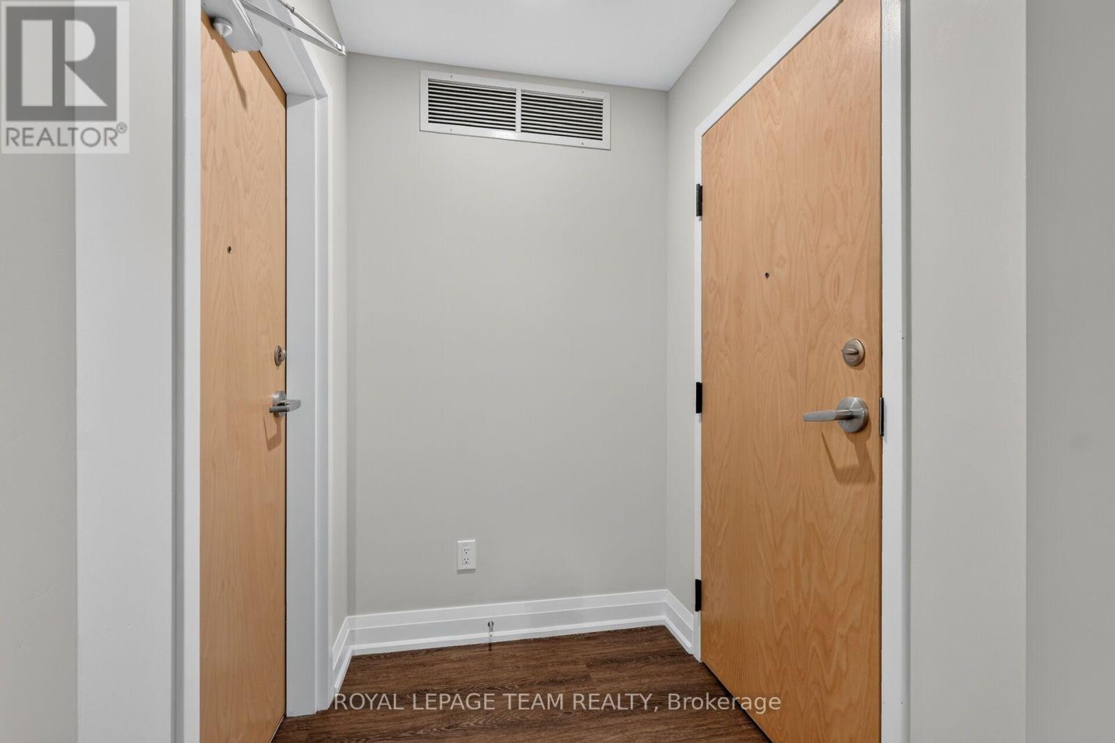 2 - 336 Tweedsmuir Avenue, Ottawa, Ontario  K1Z 5N4 - Photo 8 - X14095484