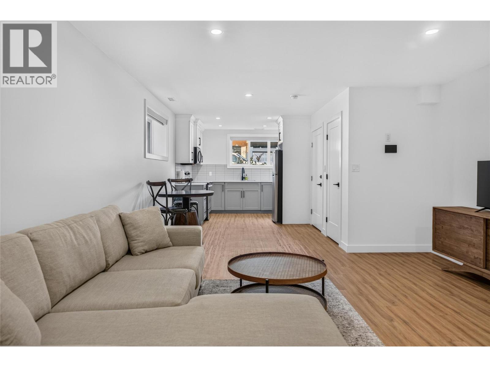 5 MORRISSEY Court