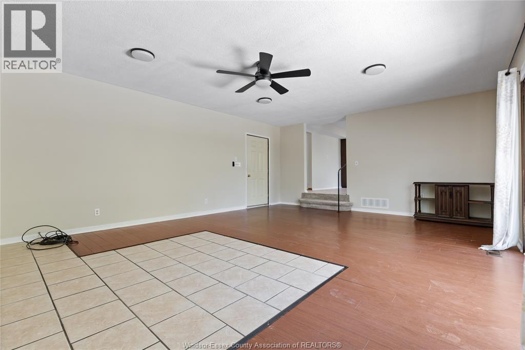 1189 Front Road North, Amherstburg, Ontario N9V 3R3 - Photo 13 - 26025653