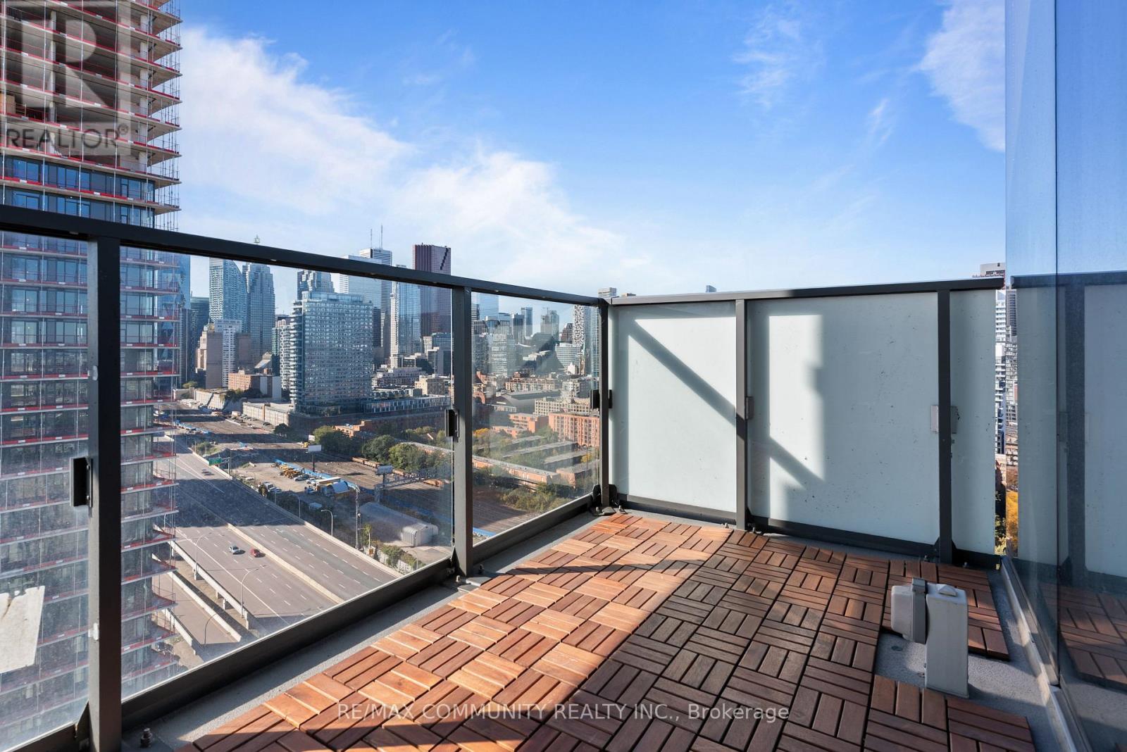 2102 - 16 Bonnycastle Street, Toronto, Ontario  M5A 0C9 - Photo 32 - C14095500