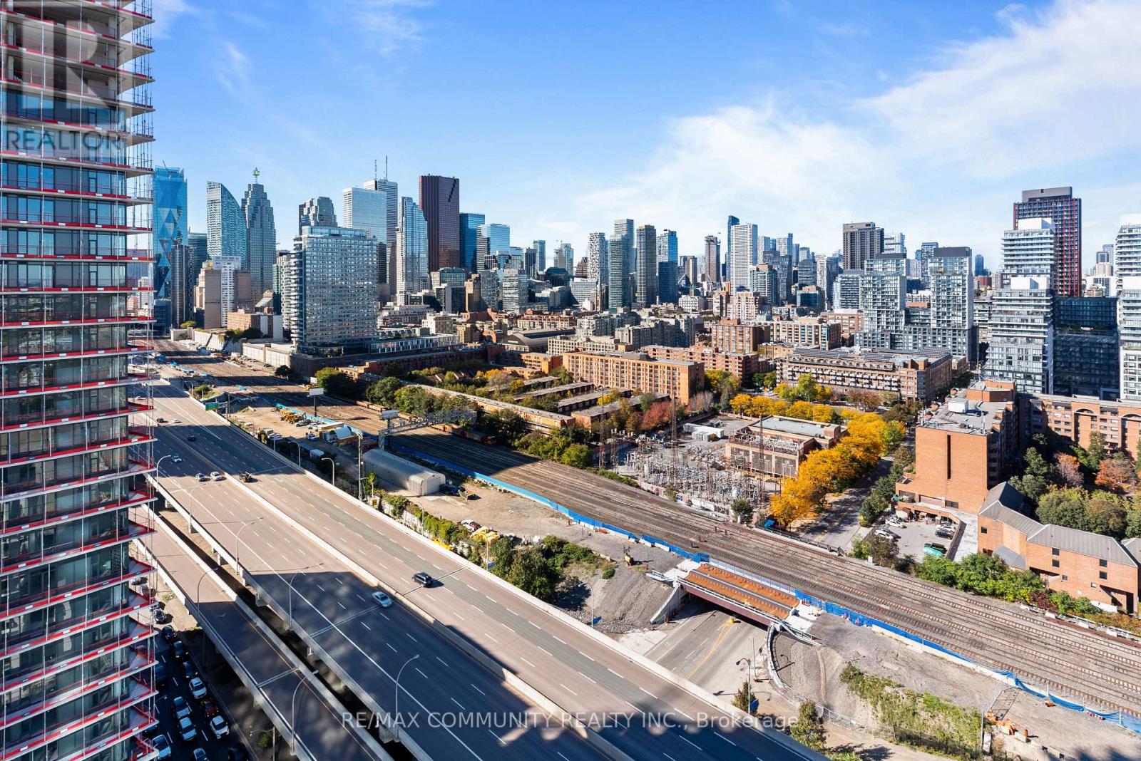 2102 - 16 Bonnycastle Street, Toronto, Ontario  M5A 0C9 - Photo 33 - C14095500