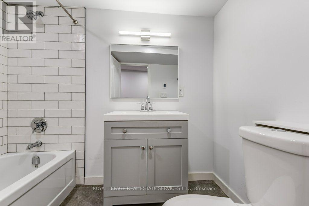 1 - 10 Fennings Street, Toronto, Ontario  M6J 3B8 - Photo 13 - C14095572